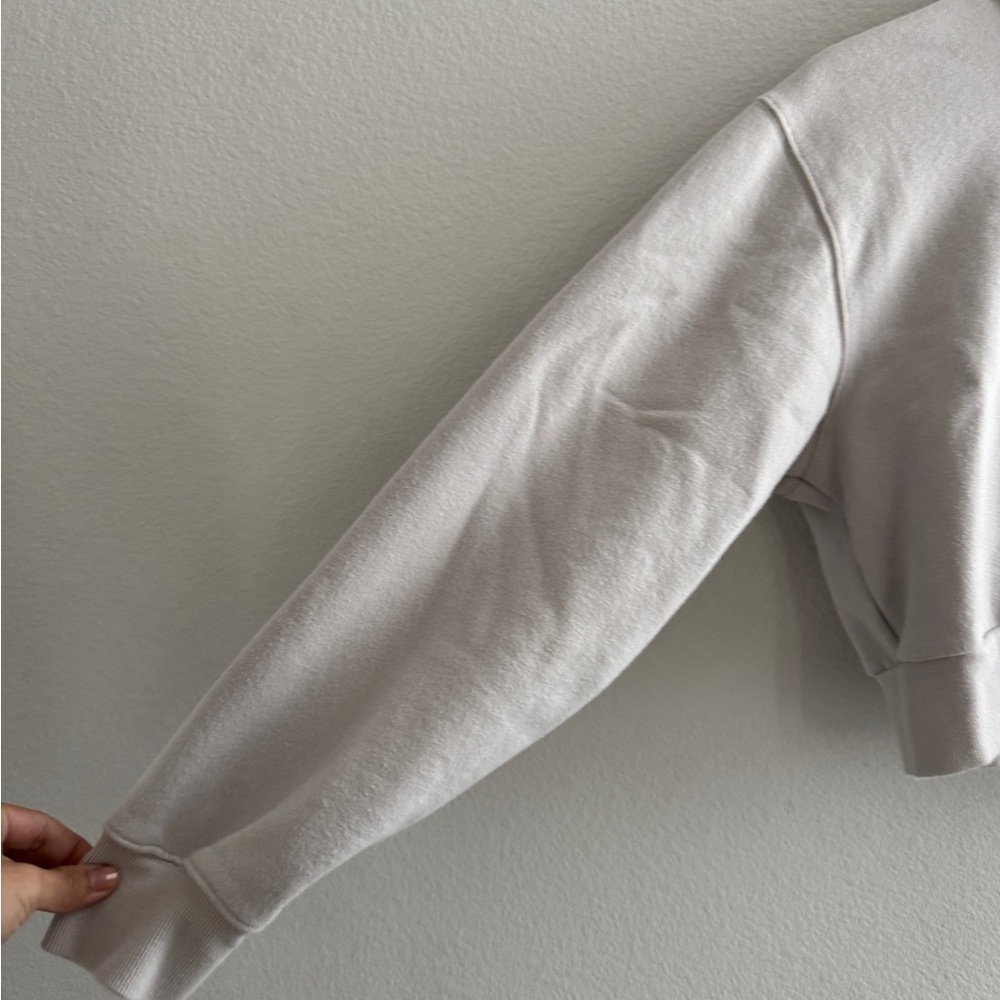 Aritzia TNA COZY AF Cropped 1/4 Zip Sweatshirt - Picture 3 of 9